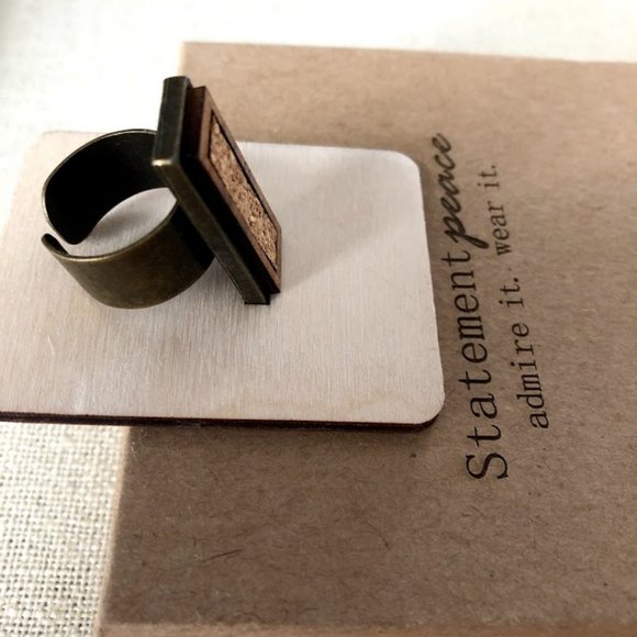 ring - Picture 2 of 2